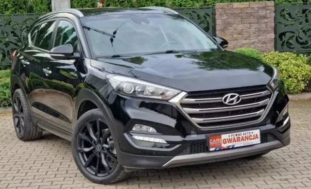HYUNDAI Tucson 