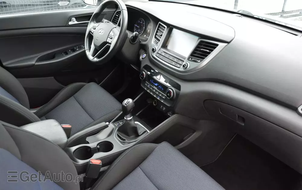 HYUNDAI Tucson Blue 1.7 CRDi 2WD Style