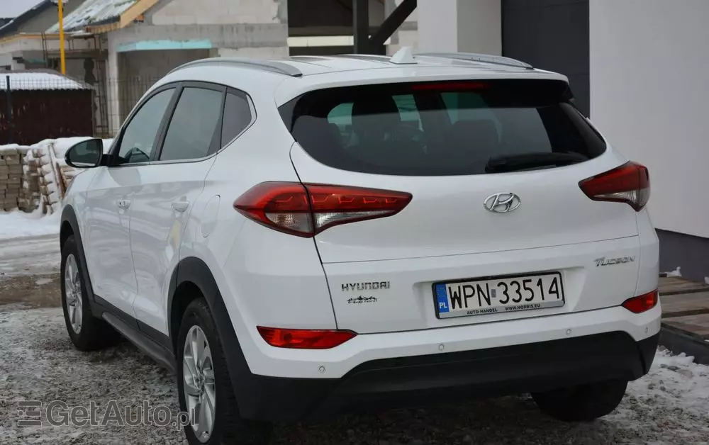 HYUNDAI Tucson Blue 1.7 CRDi 2WD Style