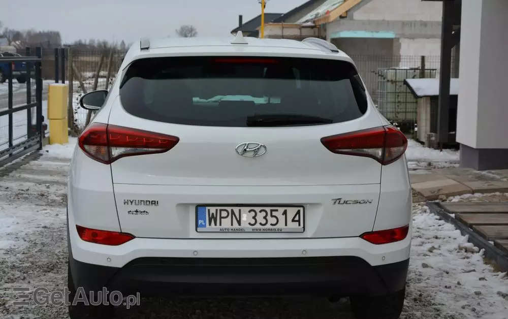HYUNDAI Tucson Blue 1.7 CRDi 2WD Style