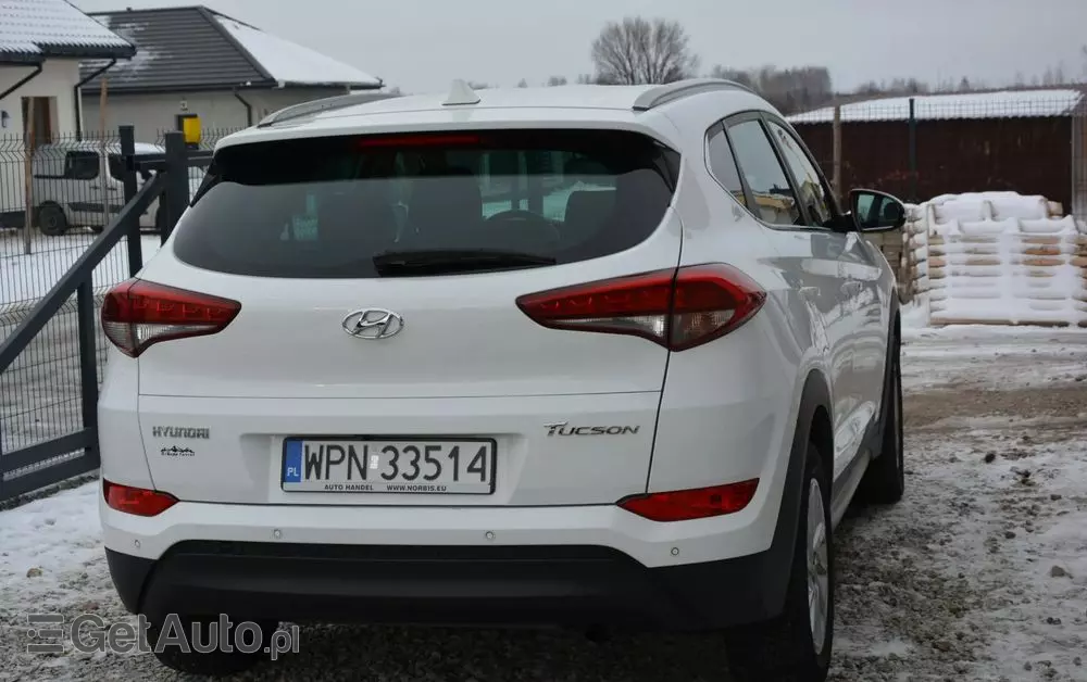HYUNDAI Tucson Blue 1.7 CRDi 2WD Style