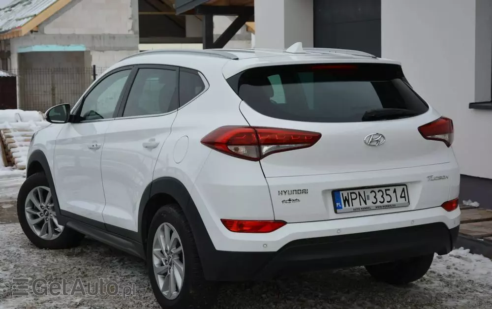 HYUNDAI Tucson Blue 1.7 CRDi 2WD Style