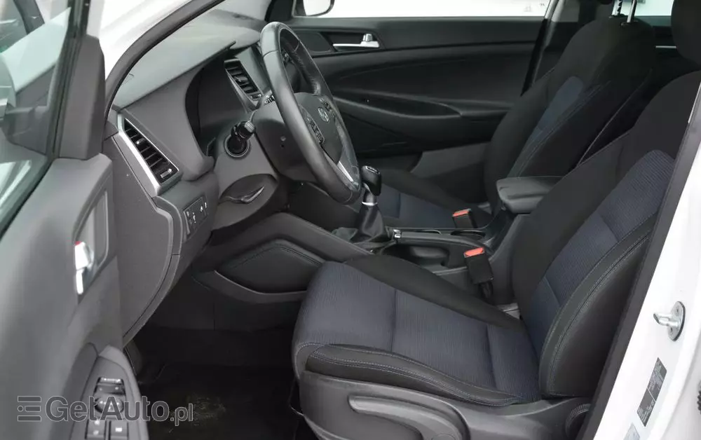 HYUNDAI Tucson Blue 1.7 CRDi 2WD Style