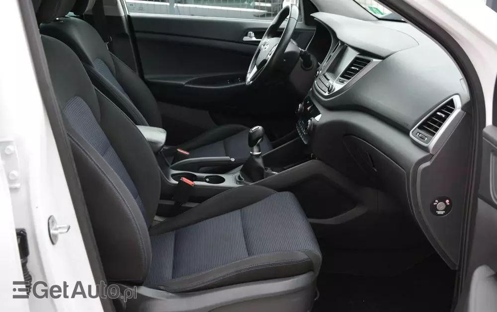 HYUNDAI Tucson Blue 1.7 CRDi 2WD Style