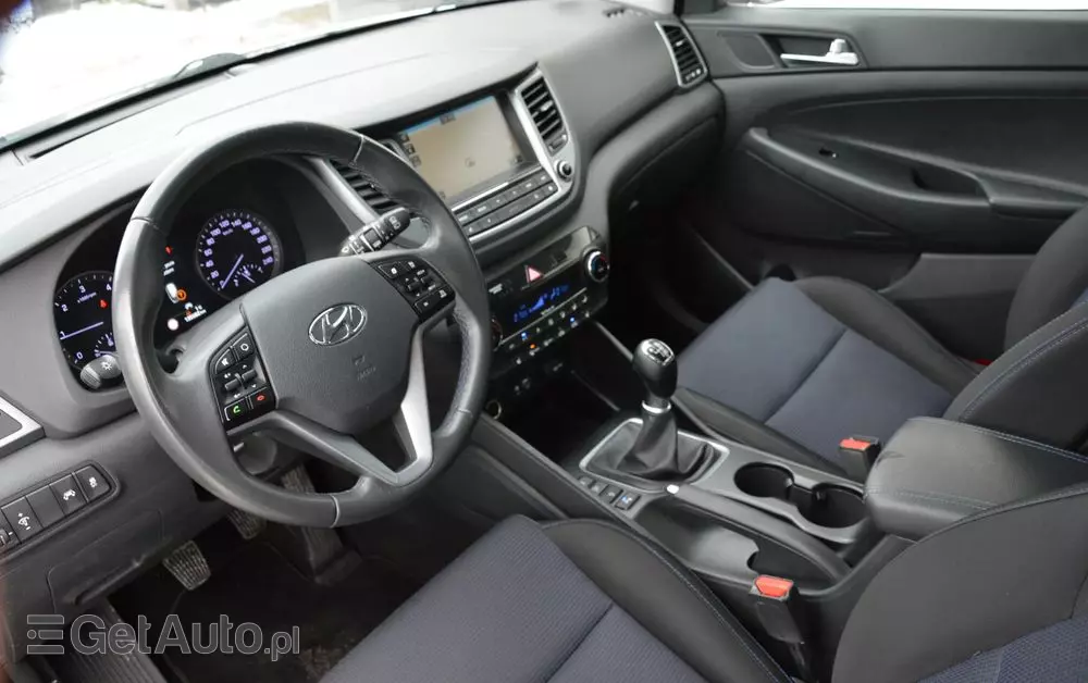 HYUNDAI Tucson Blue 1.7 CRDi 2WD Style