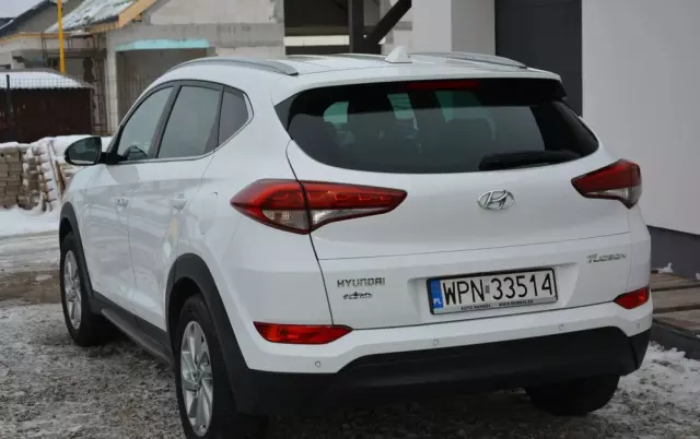 HYUNDAI Tucson Blue 1.7 CRDi 2WD Style
