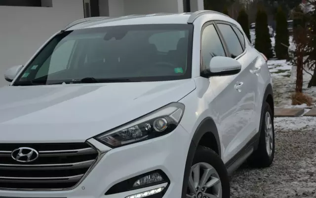 HYUNDAI Tucson Blue 1.7 CRDi 2WD Style