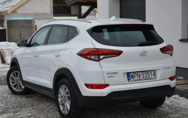 HYUNDAI Tucson Blue 1.7 CRDi 2WD Style