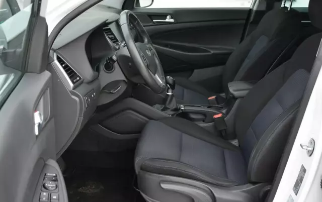 HYUNDAI Tucson Blue 1.7 CRDi 2WD Style