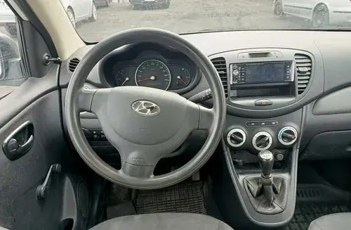 HYUNDAI I10 