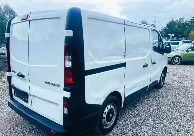 RENAULT Trafic 