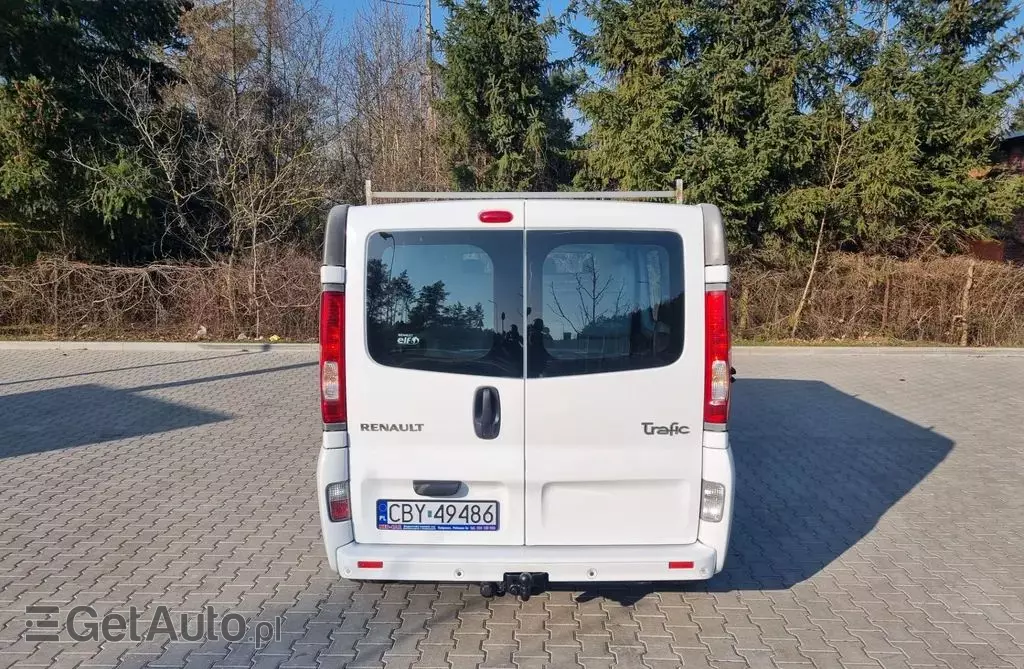 RENAULT Trafic 