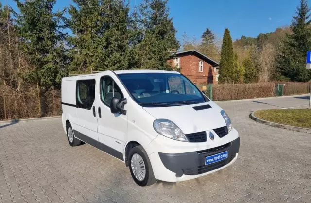 RENAULT Trafic 