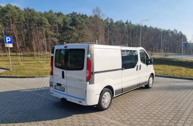 RENAULT Trafic 