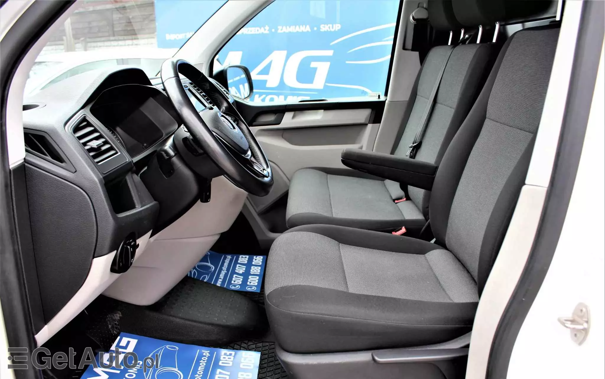 VOLKSWAGEN TRANSPORTER 