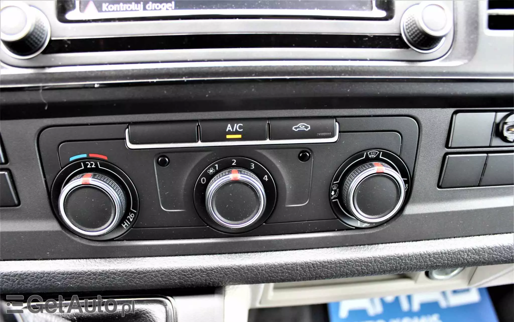 VOLKSWAGEN TRANSPORTER 