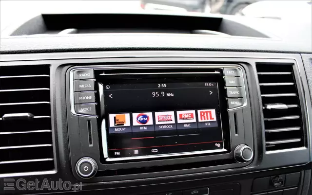 VOLKSWAGEN TRANSPORTER 