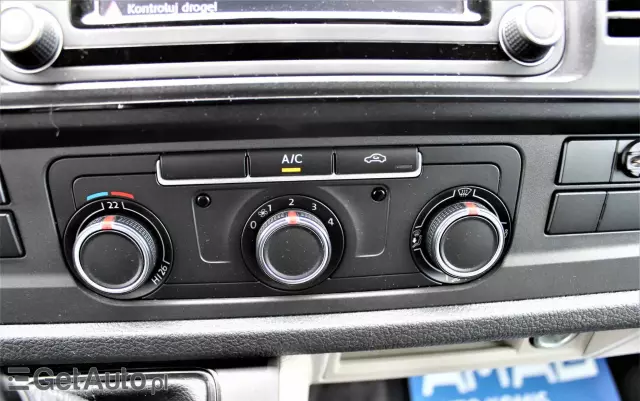 VOLKSWAGEN TRANSPORTER 