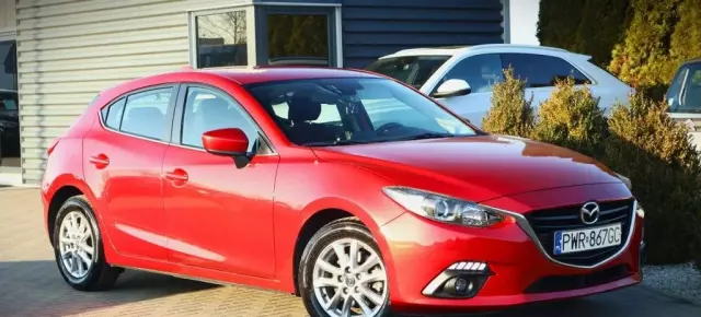 MAZDA 3 