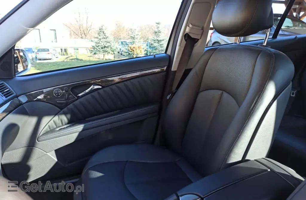 MERCEDES-BENZ Klasa E 