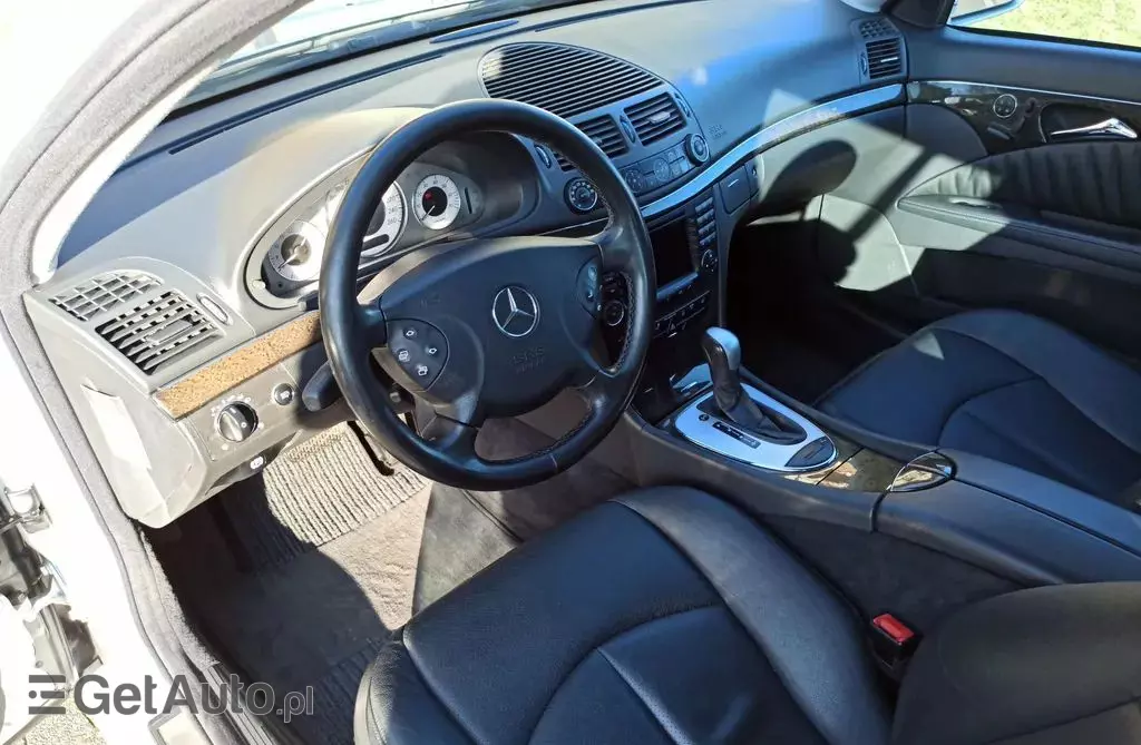 MERCEDES-BENZ Klasa E 