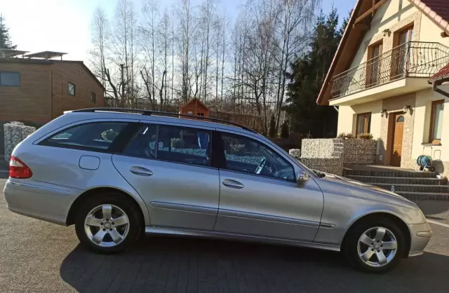 MERCEDES-BENZ Klasa E 