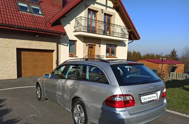 MERCEDES-BENZ Klasa E 