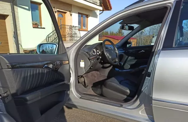 MERCEDES-BENZ Klasa E 