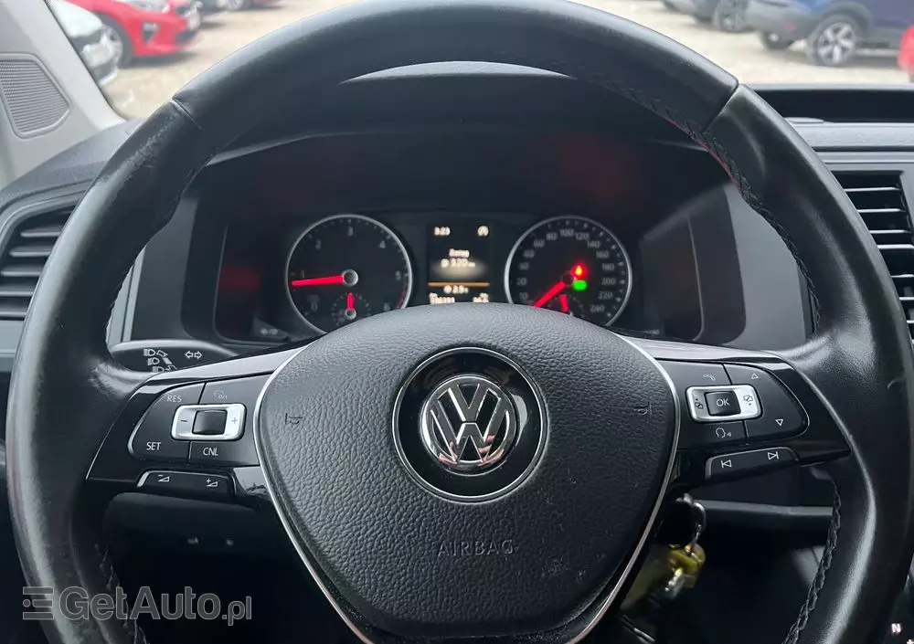 VOLKSWAGEN Caravelle 2.0 TDI L2 Highline DSG