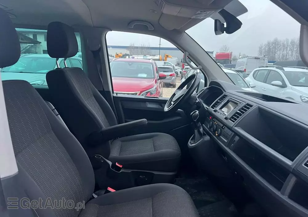 VOLKSWAGEN Caravelle 2.0 TDI L2 Highline DSG