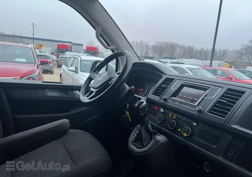 VOLKSWAGEN Caravelle 2.0 TDI L2 Highline DSG