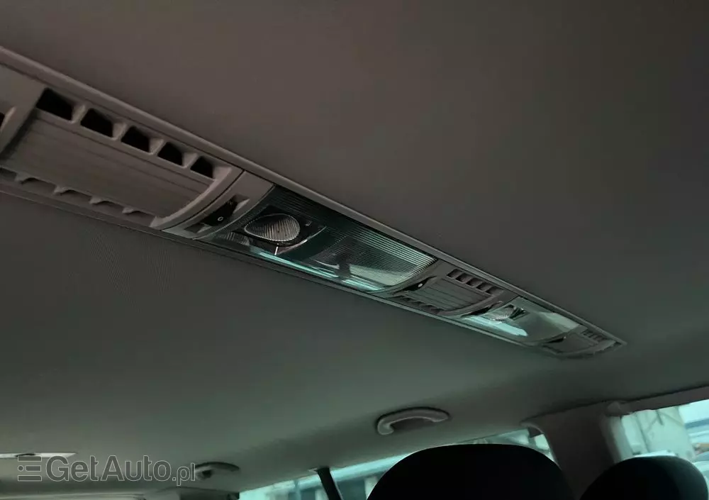 VOLKSWAGEN Caravelle 2.0 TDI L2 Highline DSG