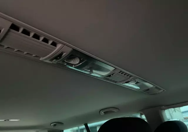 VOLKSWAGEN Caravelle 2.0 TDI L2 Highline DSG