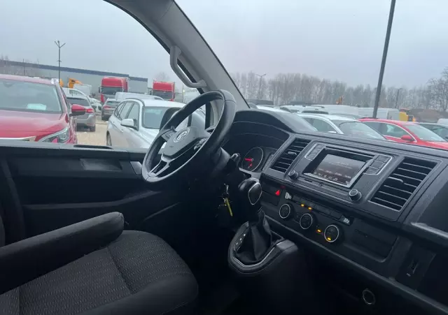 VOLKSWAGEN Caravelle 2.0 TDI L2 Highline DSG