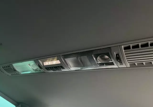 VOLKSWAGEN Caravelle 2.0 TDI L2 Highline DSG