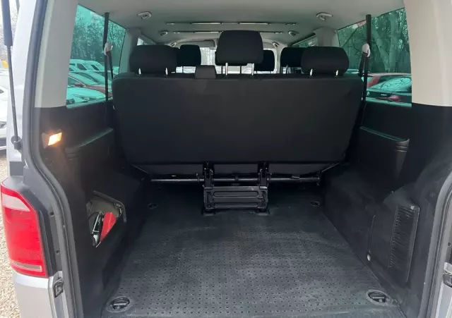 VOLKSWAGEN Caravelle 2.0 TDI L2 Highline DSG