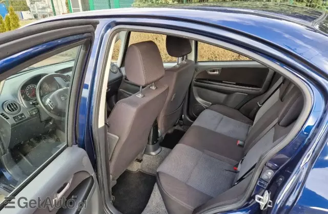 SUZUKI SX4 