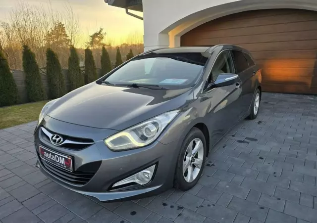 HYUNDAI I40 