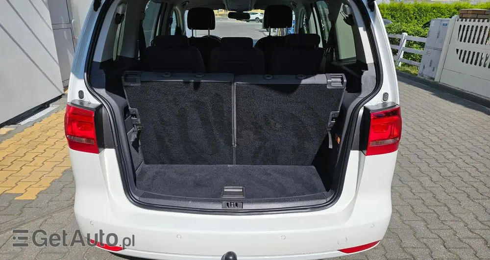 VOLKSWAGEN Touran 2.0 TDI DPF BlueMotion Technology Highline