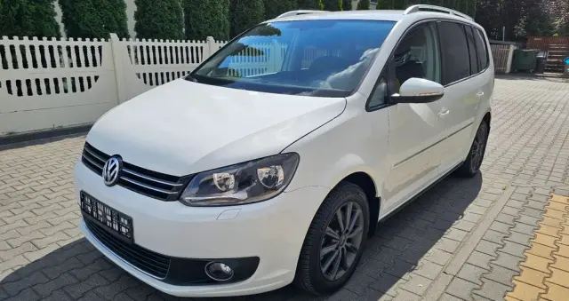 VOLKSWAGEN Touran 2.0 TDI DPF BlueMotion Technology Highline