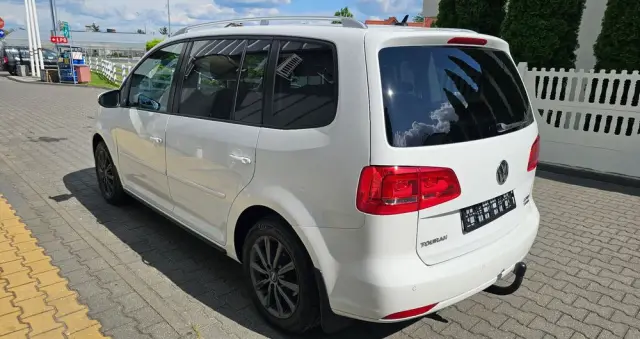 VOLKSWAGEN Touran 2.0 TDI DPF BlueMotion Technology Highline