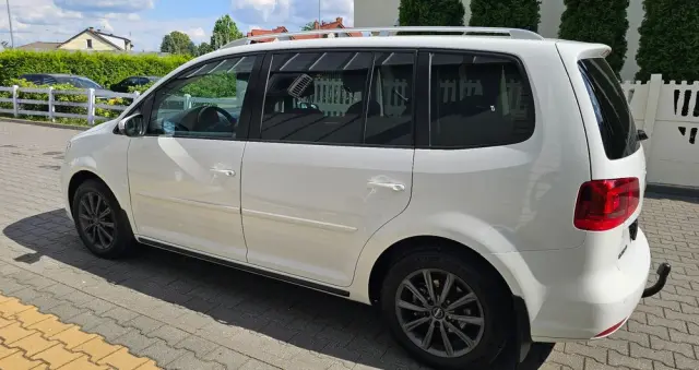 VOLKSWAGEN Touran 2.0 TDI DPF BlueMotion Technology Highline