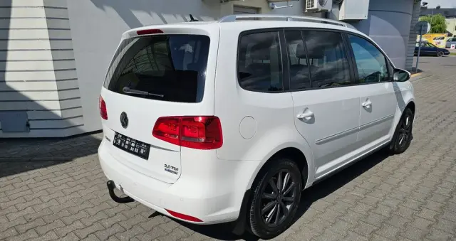 VOLKSWAGEN Touran 2.0 TDI DPF BlueMotion Technology Highline