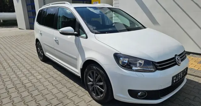 VOLKSWAGEN Touran 2.0 TDI DPF BlueMotion Technology Highline