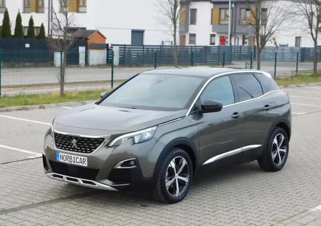 PEUGEOT 3008 