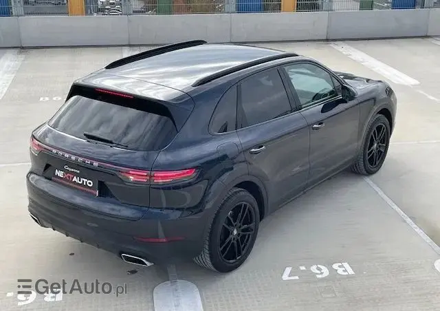 PORSCHE Cayenne Platinum Edition