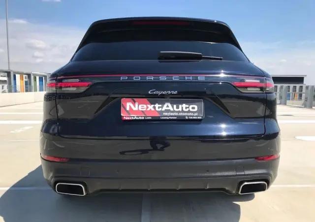PORSCHE Cayenne Platinum Edition