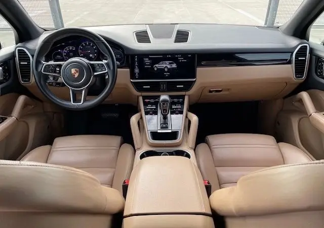 PORSCHE Cayenne Platinum Edition