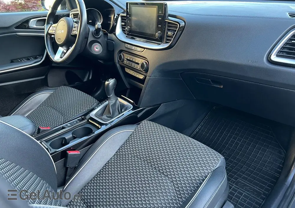 KIA Ceed 1.5 T-GDI L