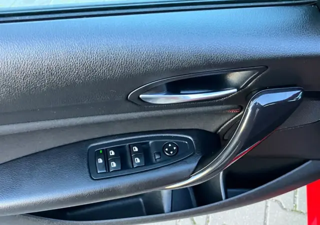 BMW Seria 1 120i Edition Lifestyle